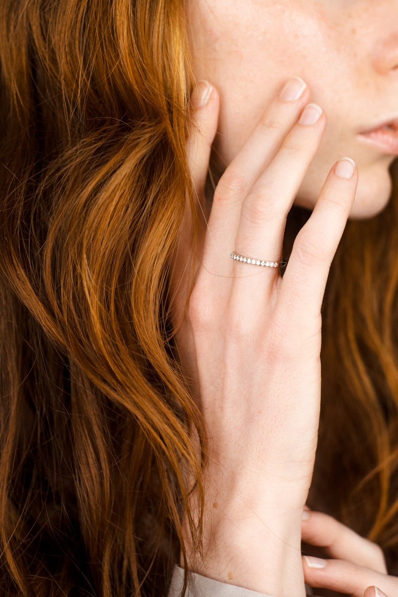 Eternità Half Band Ring